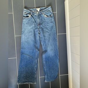 H&M Relaxed Fit Blue Jeans